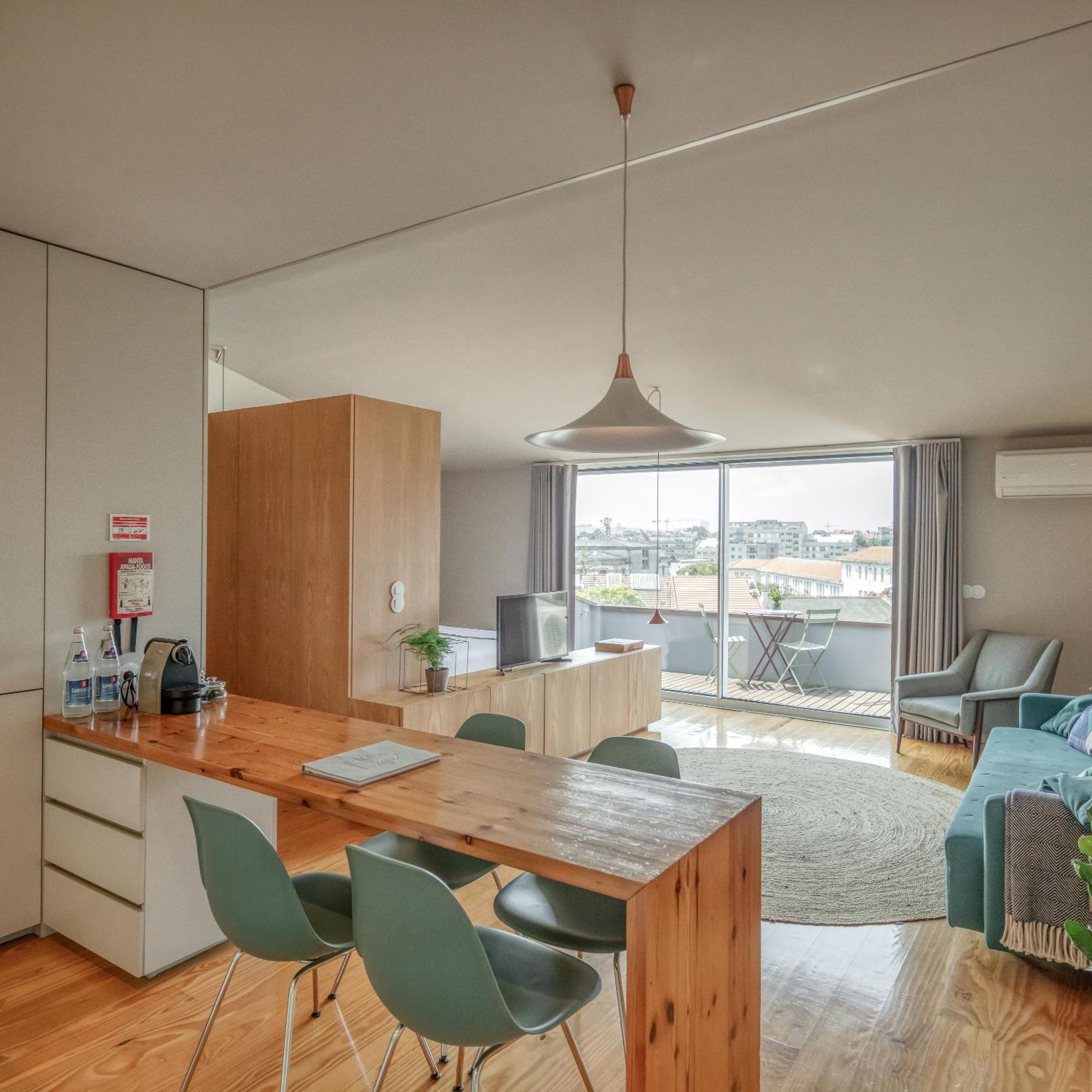 Baumhaus Serviced Living - Art & Design Apartments Porto Room photo