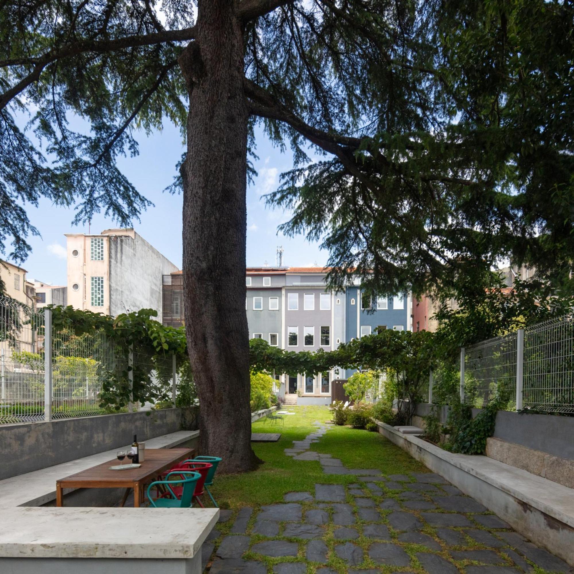 Baumhaus Serviced Living - Art & Design Apartments Porto Exterior photo